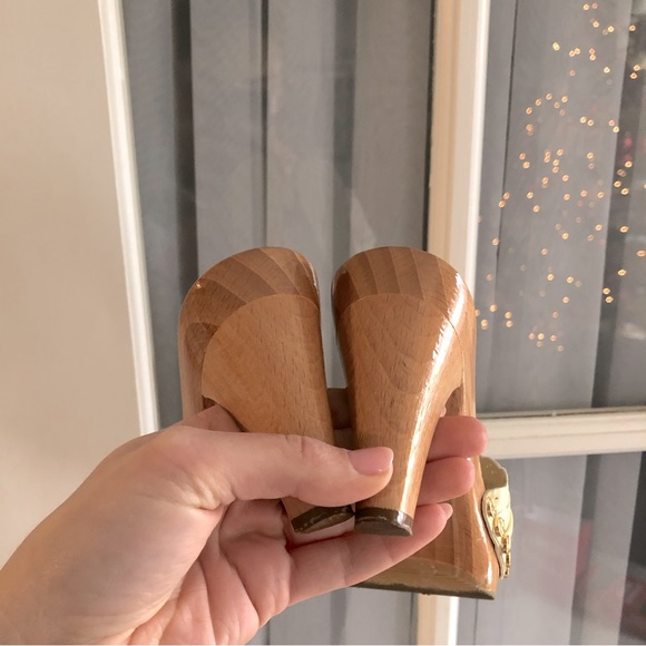 CELINE Ivory/Cream Wooden Heels with Bow - Picture 12 of 15